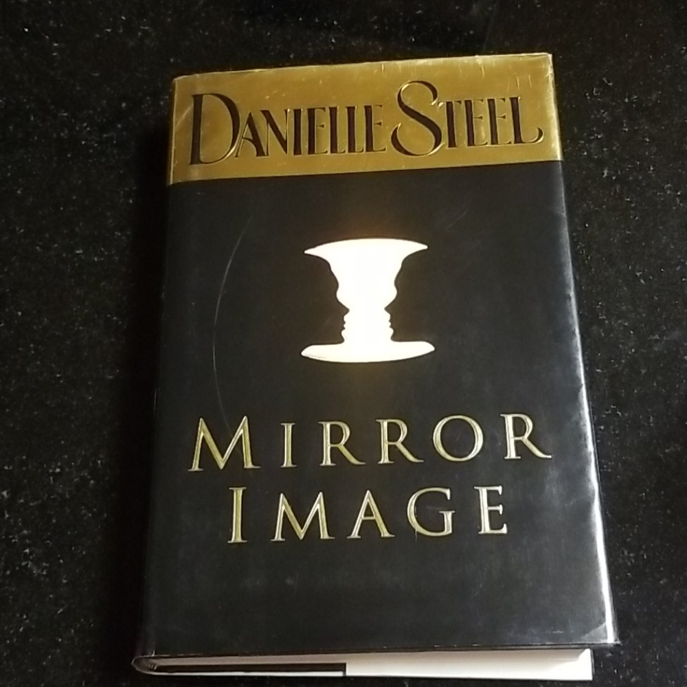Danielle Steel~~MIRROR IMAGE